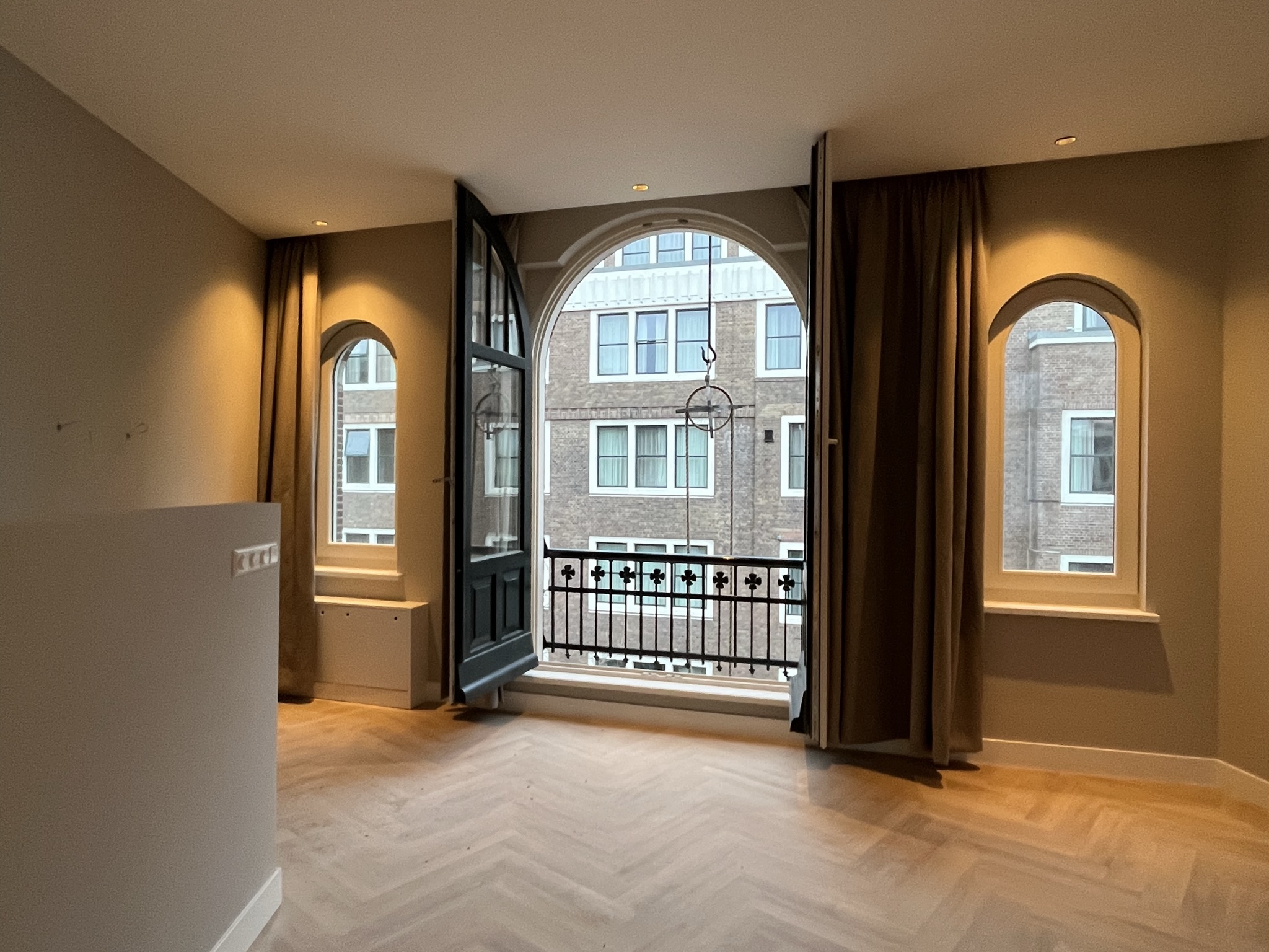 Nieuwezijds Voorburgwal 320