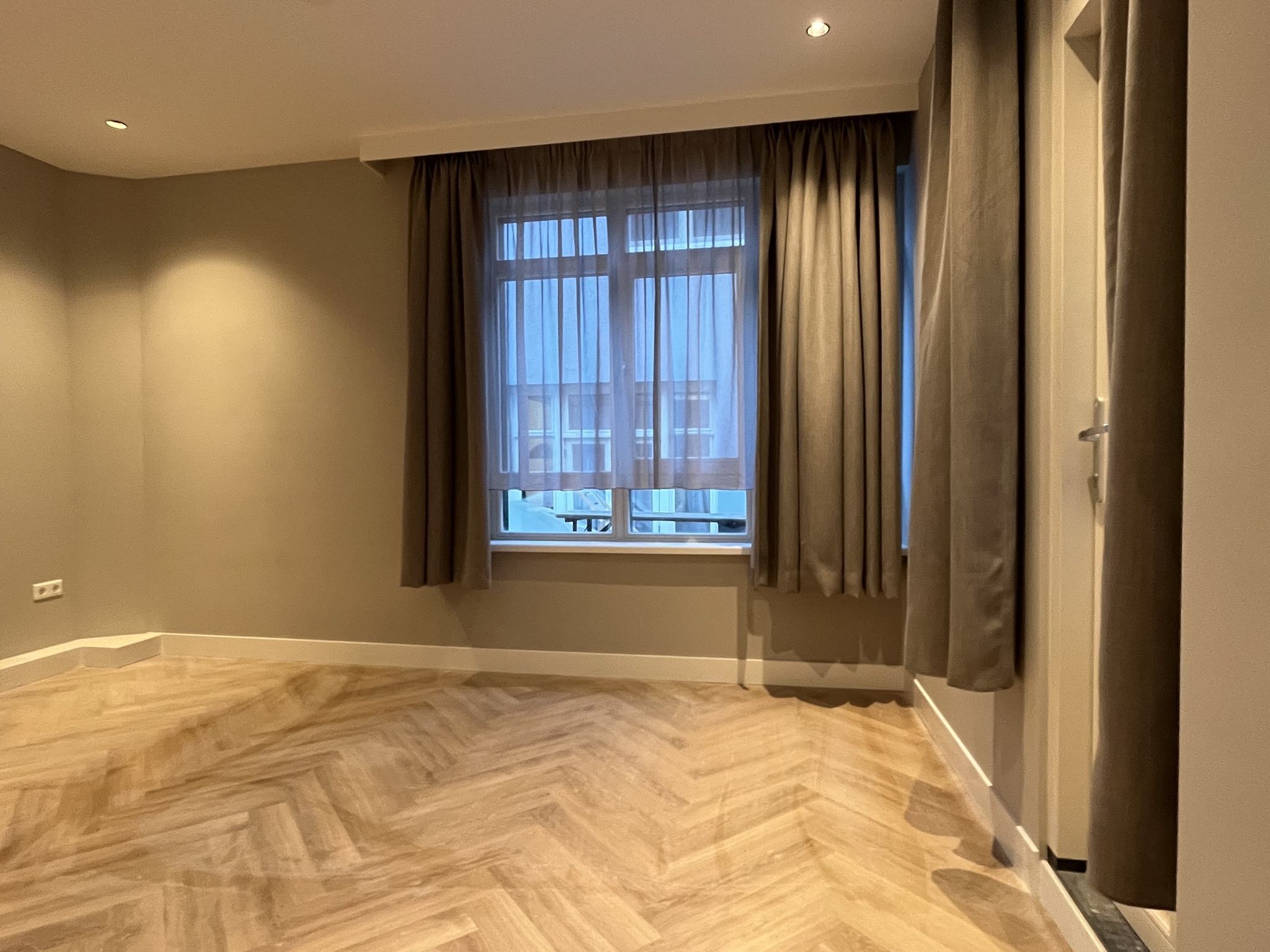 Nieuwezijds Voorburgwal 320