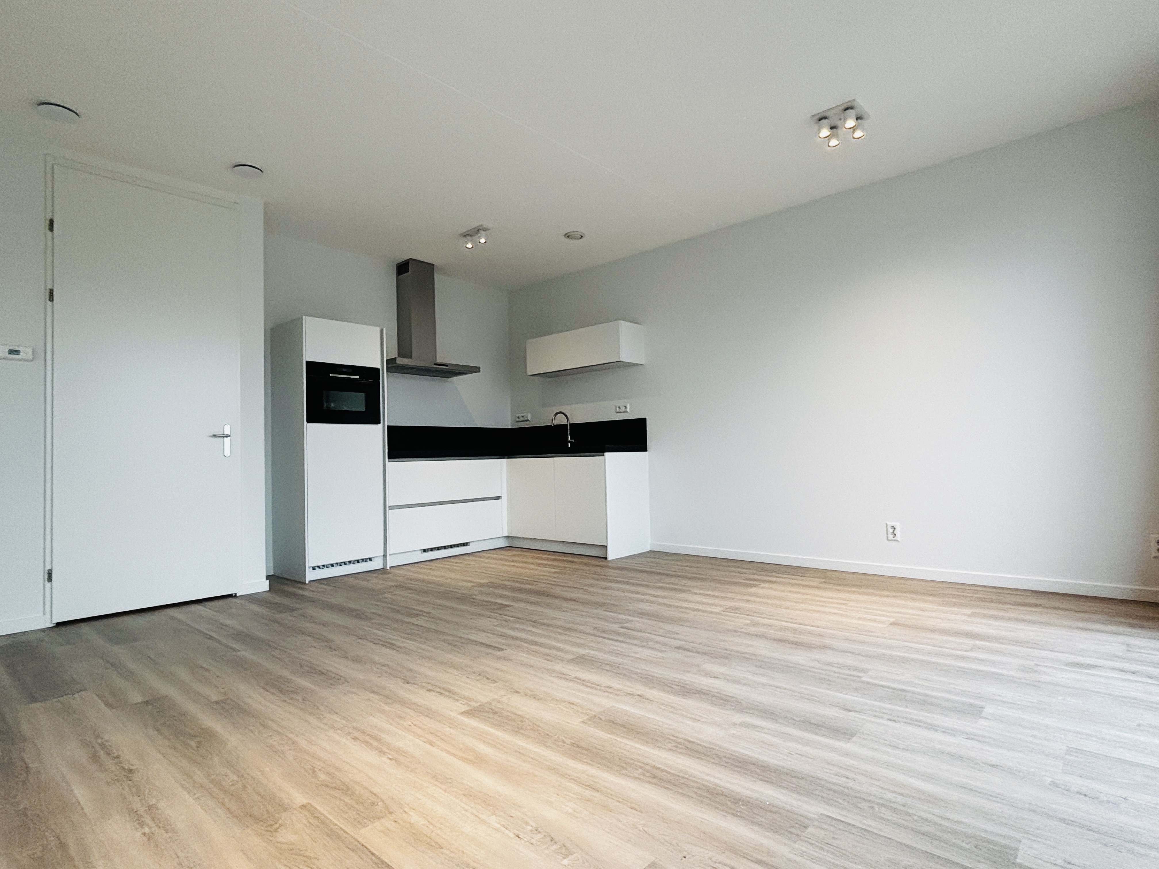 Mies van der Rohestraat 81